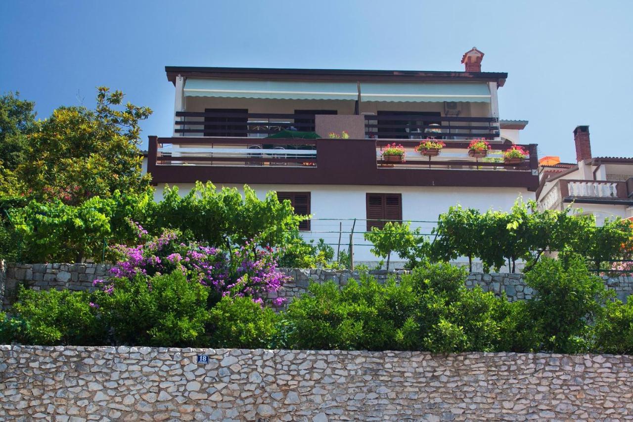 Apartments With A Parking Space Rabac, Labin - 7622 Exterior foto